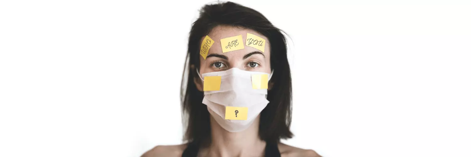 Di etichette e di test Multipotenziali